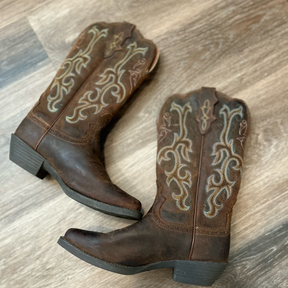 Justin’s western stampede boots
